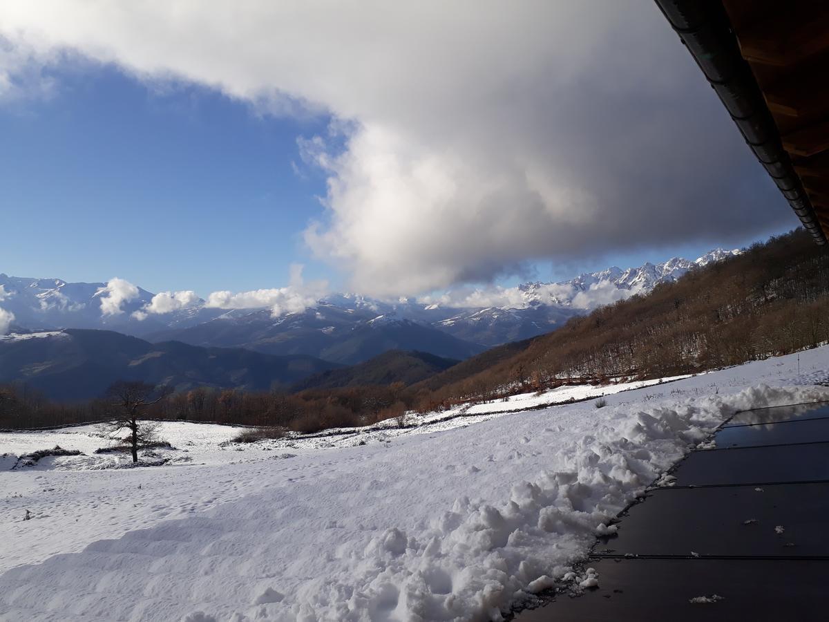 Posada Torcaz Cahecho エクステリア 写真