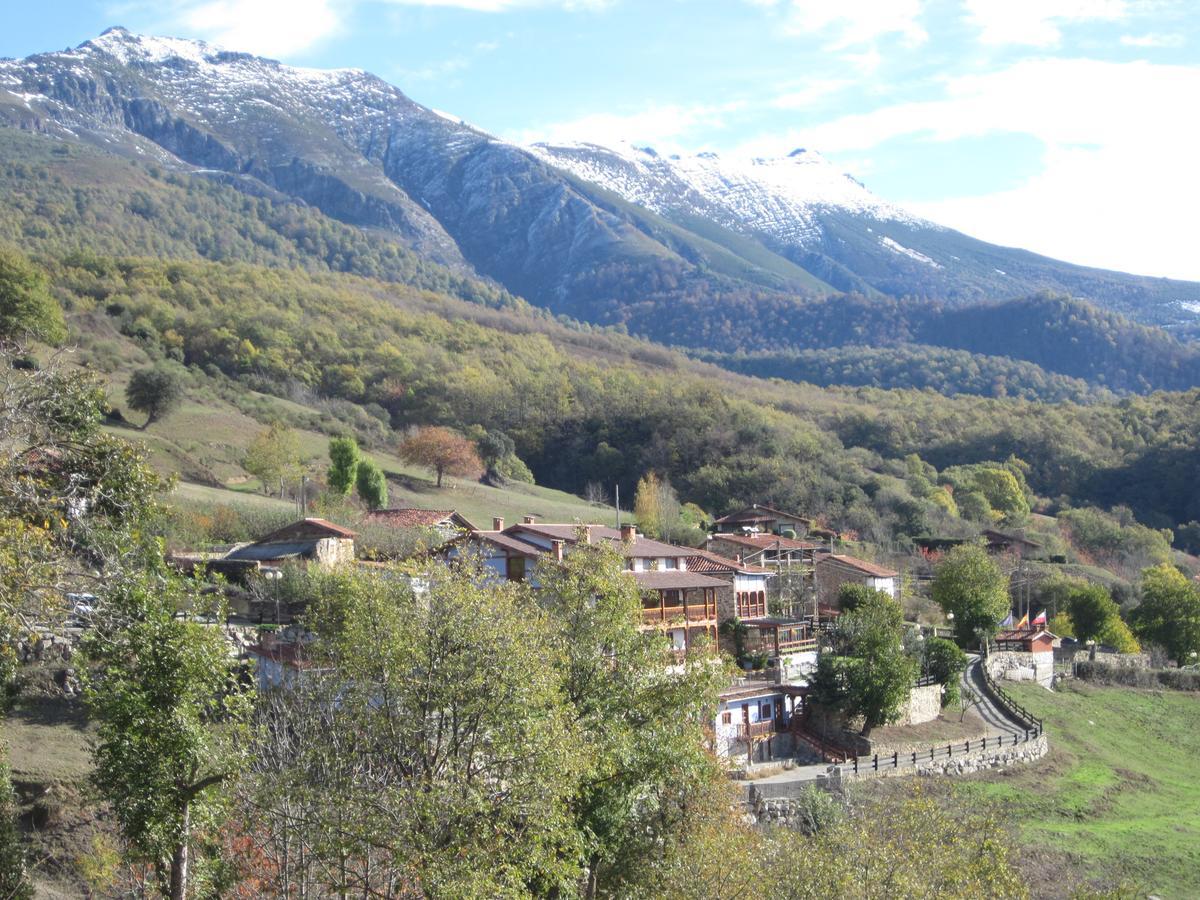 Posada Torcaz Cahecho エクステリア 写真